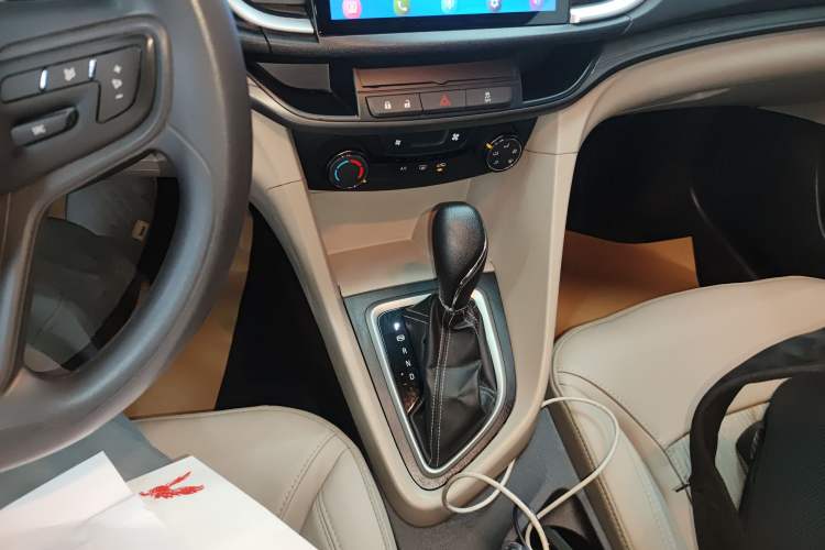 Used Buick GT 2017 15N Automatic Elite Version
