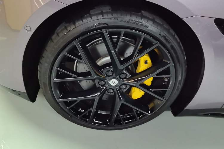 Used  SU7 2024 Four-Wheel Drive Ultra-Long Range Advanced Intelligent Driving Max Edition