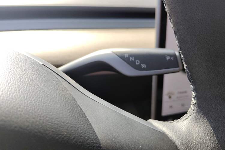 Used Tesla Model Y 2021 Standard Range Rear-Wheel Drive Version
