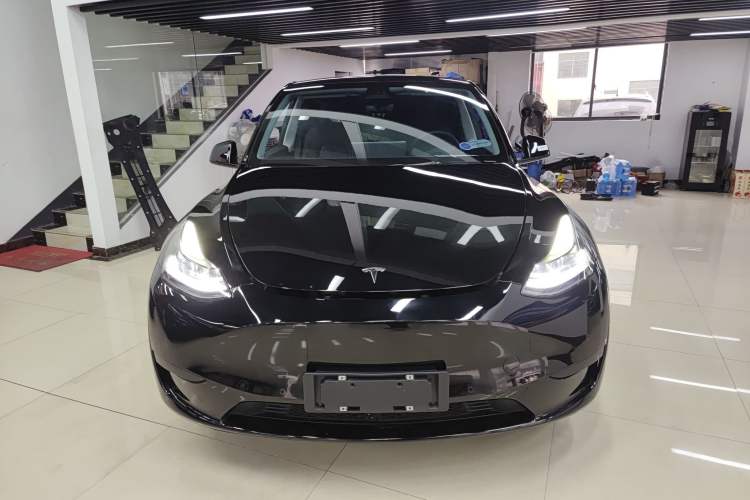 Used Tesla Model Y 2022 Rear-Wheel-Drive Version

