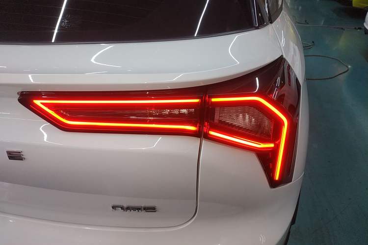 Used Geometry E Firefly 2024 301km Longteng Edition
