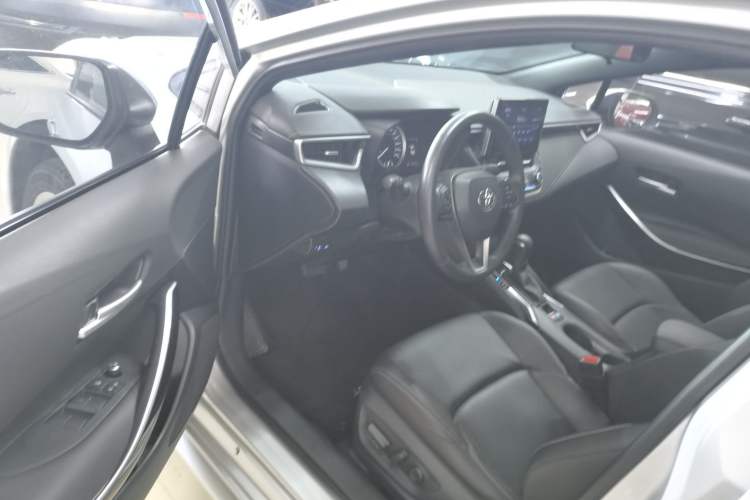 Used Toyota Levin 2019 185T CVT Luxury Edition China VI Standard
