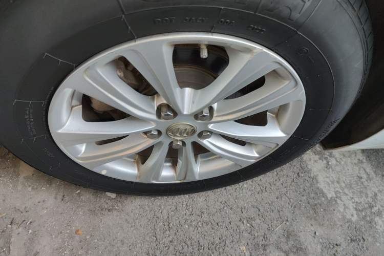 Used Buick GT 2015 15N Automatic Entry-Level Trim
