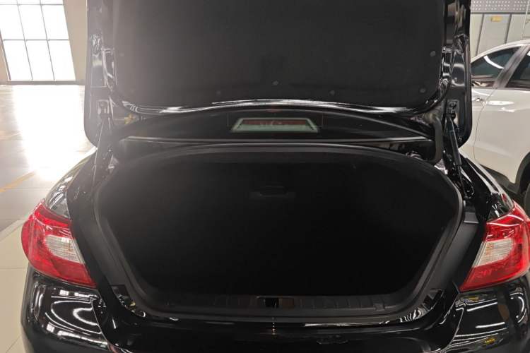 TDK.VehicleDetails.img