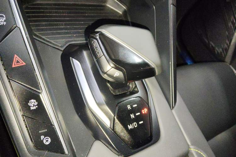 Used Lynk & Co 06 2023 Remix 1.5T Dynamic Halo
