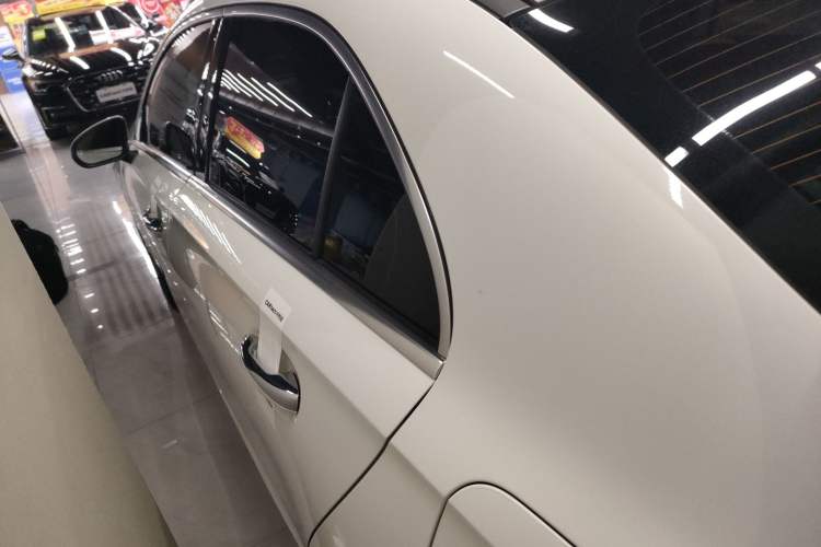 Used Mercedes-Benz A-Class 2022 Revised Version A 200 L Sport Sedan Fashionable Style
