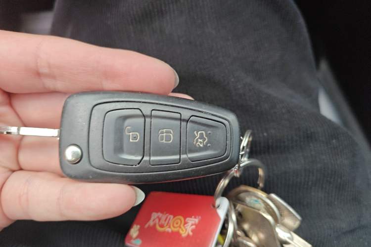 Used Ford Focus 2015 Hatchback EcoBoost 125 Manual – Ultra-Style Edition