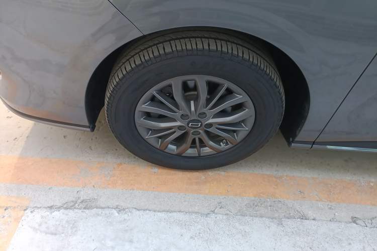 Used Bestune M9 2023 2.0T Ultimate Edition