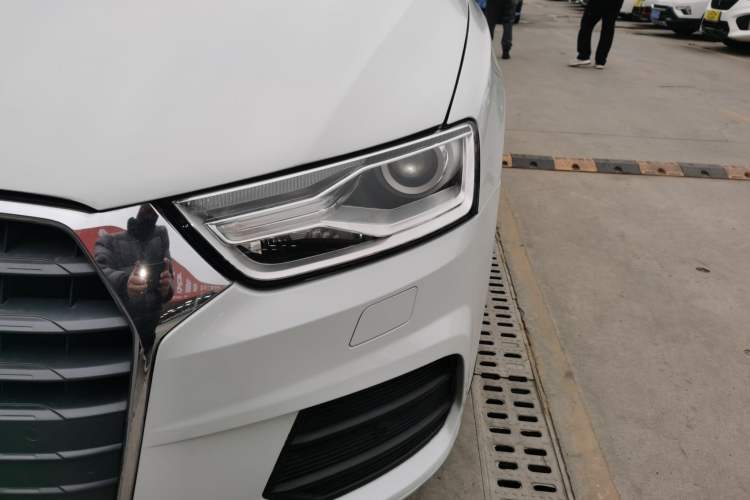 Used Audi Q3 2017 30 TFSI Fashion Model
