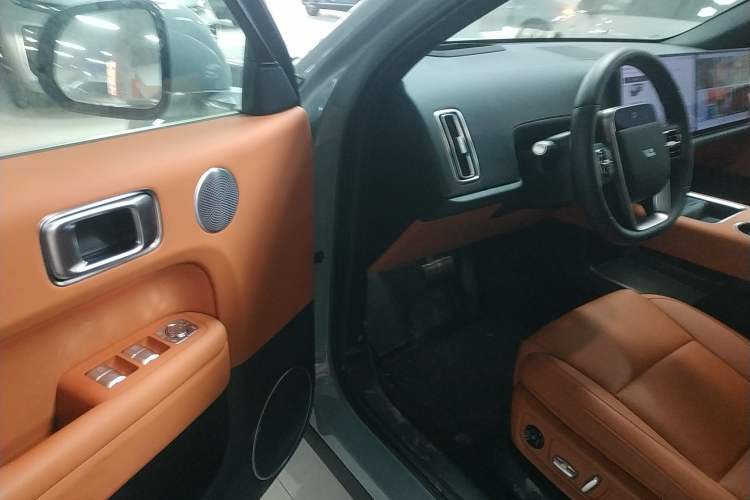 Used Li Auto L6 2025 Pro Smart Refresh Edition
