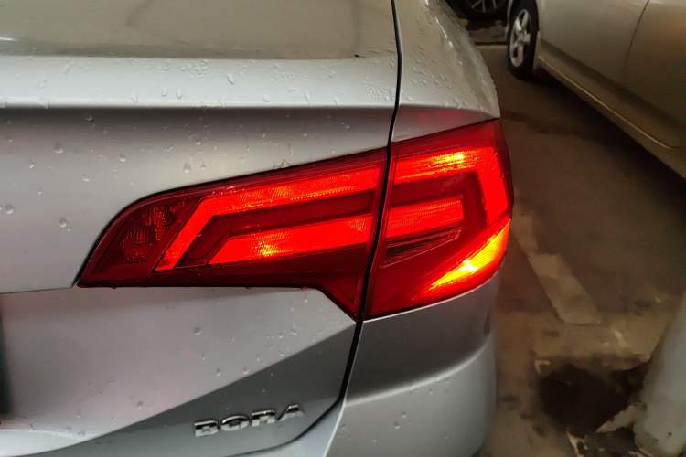 Used Volkswagen Bora 2018 1.5L Automatic Fashion Model
