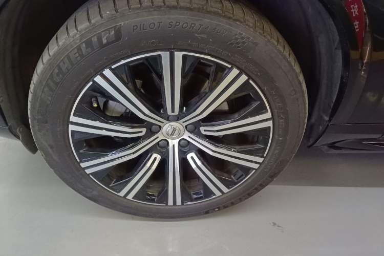 Used Volvo XC90 2022 B6 Zhiyi Luxury Edition 7-Seater
