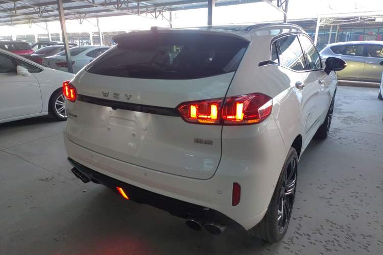 Used Wey VV5 2019 Upgraded Model 2.0T Two-Wheel Drive Flagship Version China V Standard