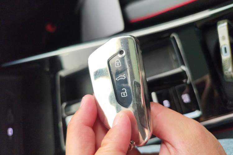 Used Volkswagen Lamando 2023 Lavida L 280TSI DSG Cool & Spicy Edition