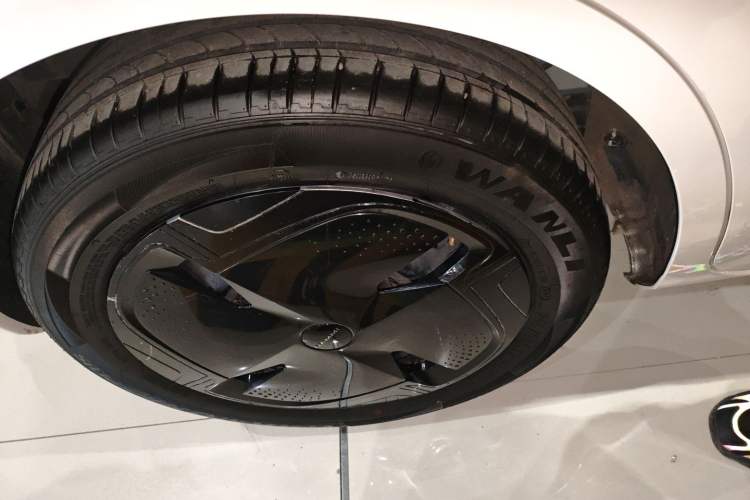 Used Dongfeng NAMMI 01 2024 New Edition 330 Plus Smart+