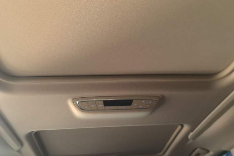 Used Buick GL8 2021 ES Landtrek 653T Luxury Model
