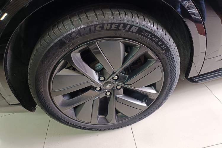 Used Li Auto L9 2024 Ultra Model
