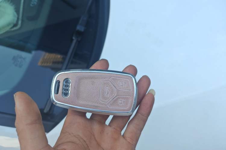 Used Audi A4L 2019 40 TFSI Fashion Version China V