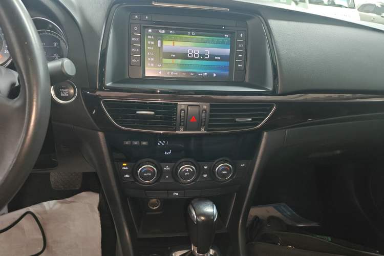 Used Mazda Atenza 2015 2.0L Blue Sky Luxury Edition