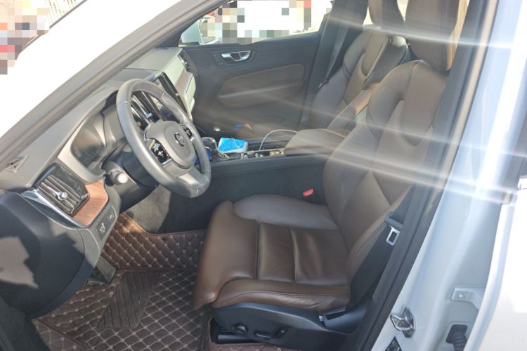 Used Volvo XC60 2021 T5 4x4 Smart Luxury Edition
