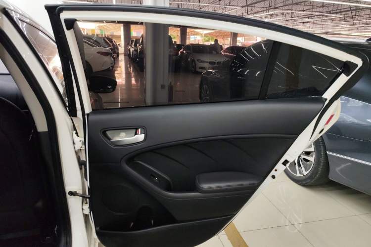 Used Kia K3 2015 1.6L Manual GL