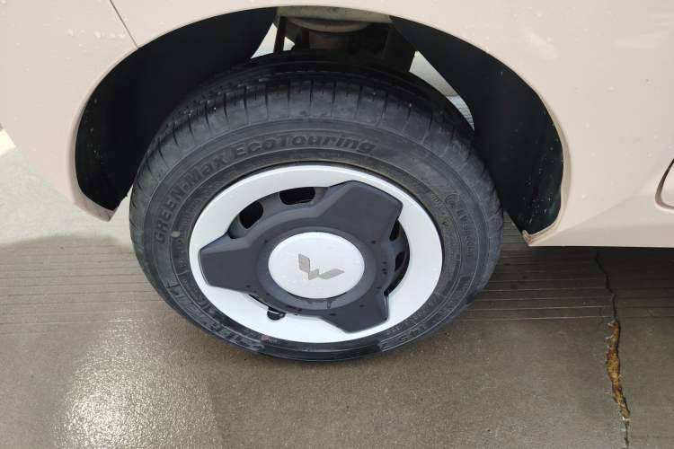 Used Wuling Hongguang MINIEV 2022 Macaron Premium Model – Lithium Iron Phosphate
