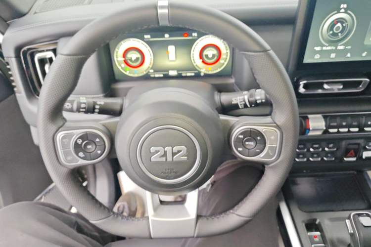 Used  T01 2024 2.0T Explorer
