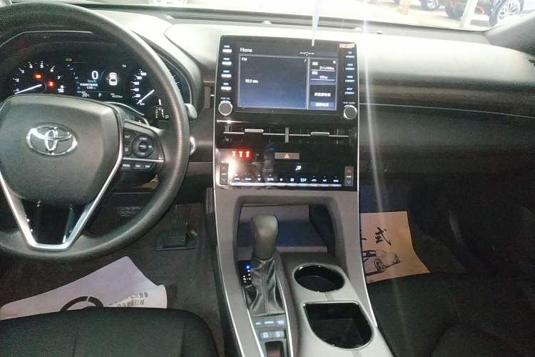 Used Toyota Avalon 2019 2.5L Ambition Version China VI Standard

