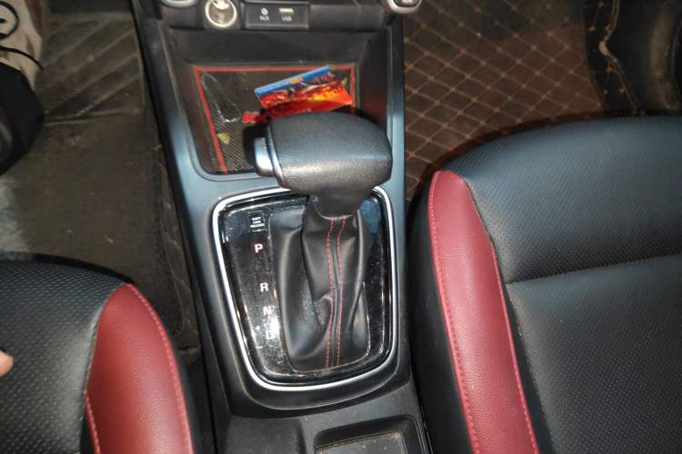 Used Kia KX Cross 2017 1.4L AT GLS
