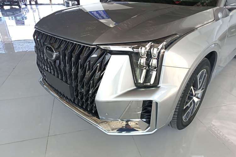 Used GAC Trumpchi GS8 2022 Dual-Engine Series 2.0TM Two-Wheel Drive Prestige Edition (7 Seats)
