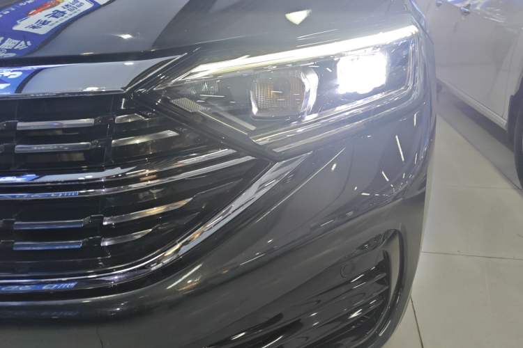 Used Volkswagen Sagitar 2023 300TSI DSG Excellence Edition
