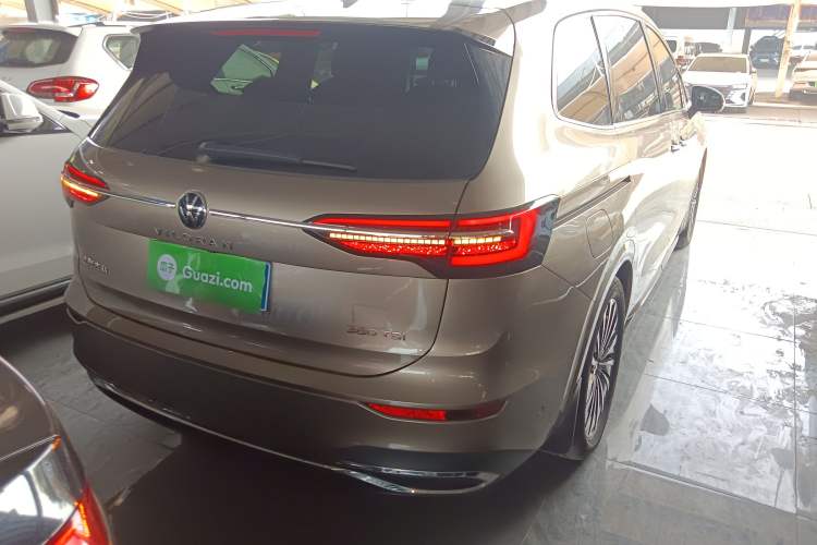 Used Volkswagen Viloran 2022 380TSI Prestige Edition
