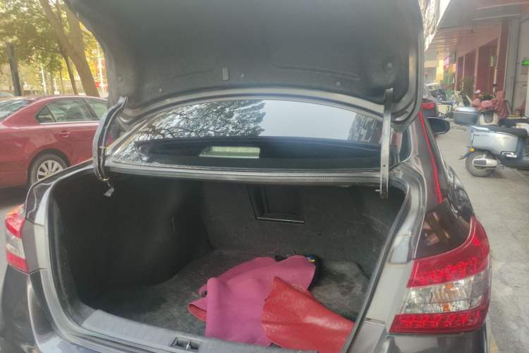 Used Nissan Sylphy 2012 1.6 XL CVT Luxury Edition