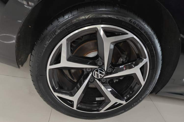 Used Volkswagen Passat 2023 Restyled 330TSI Starry Luxury Edition
