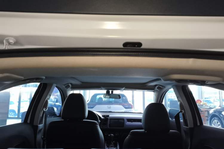 Used Honda Vezel 2020 1.5L CVT Pioneer Edition