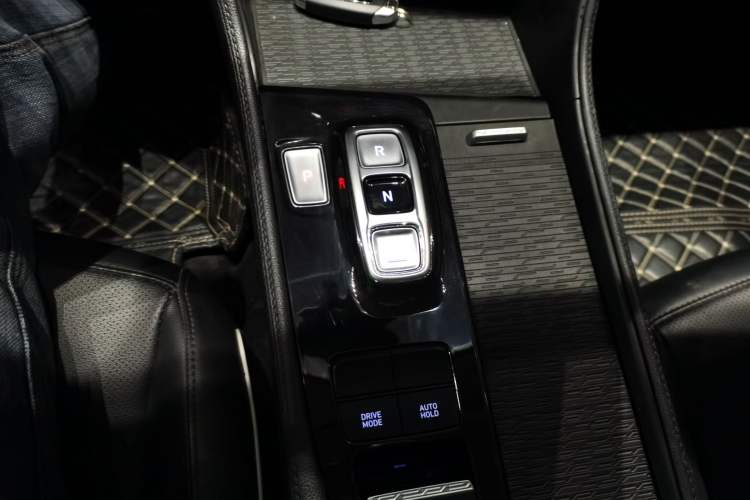 Used Hyundai Mistra New Energy 2021 LUX Premium Edition
