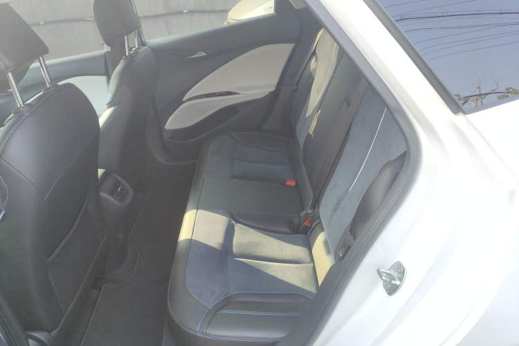 Used Buick Velite 6 2019 Connected & Smart Edition
