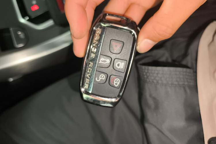 Used Land Rover Range Rover Evoque 2017 2.0T SE PLUS Smart Enjoyment Edition
