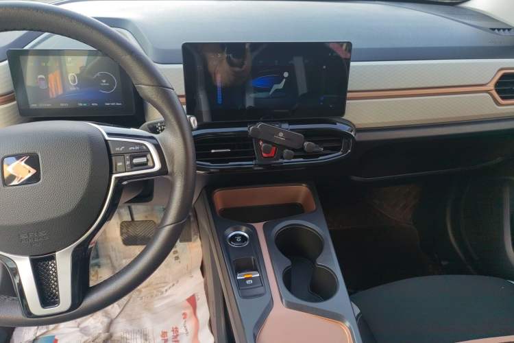 Used SOL E10X 2021 302 km Range Fashion Edition 30.2 kWh