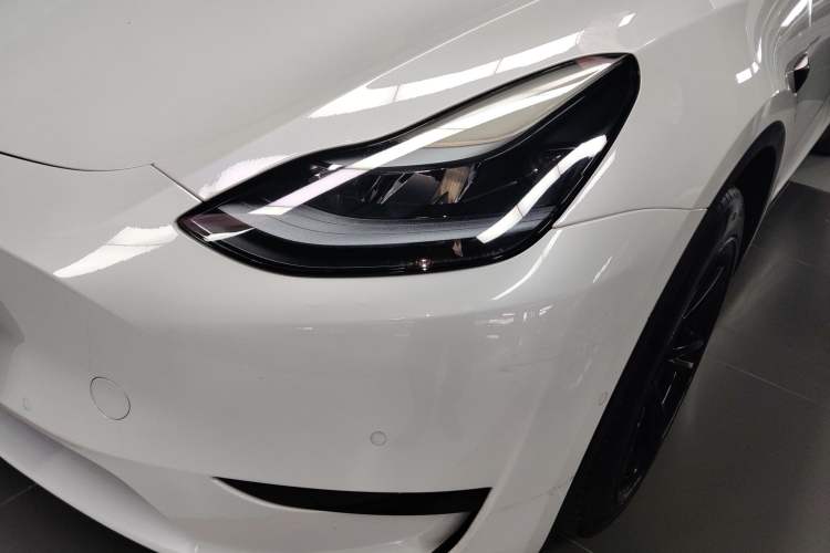 Used Tesla Model Y 2022 Rear-Wheel-Drive Version