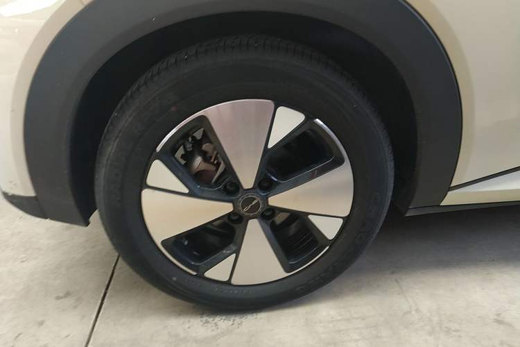 Used BYD Dolphin 2023 420 km Fashion Edition
