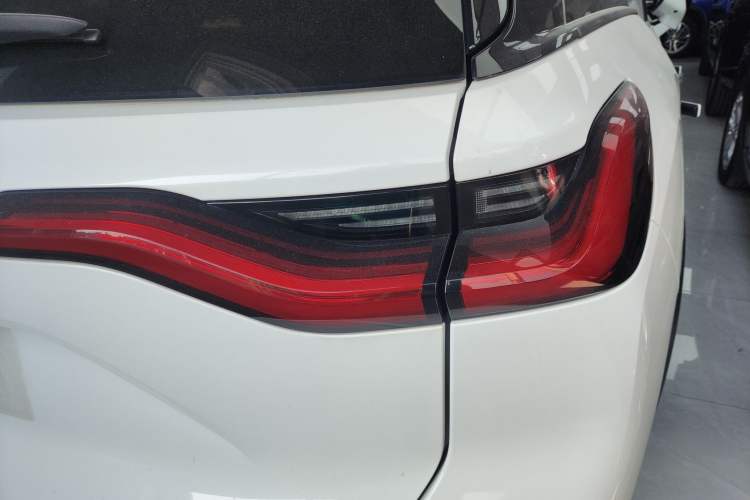 Used Nio ES8 2020 415 km Range 7-Seater Version