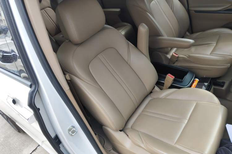 Used Buick GL8 2021 ES Land Cruiser 653T Flagship Model
