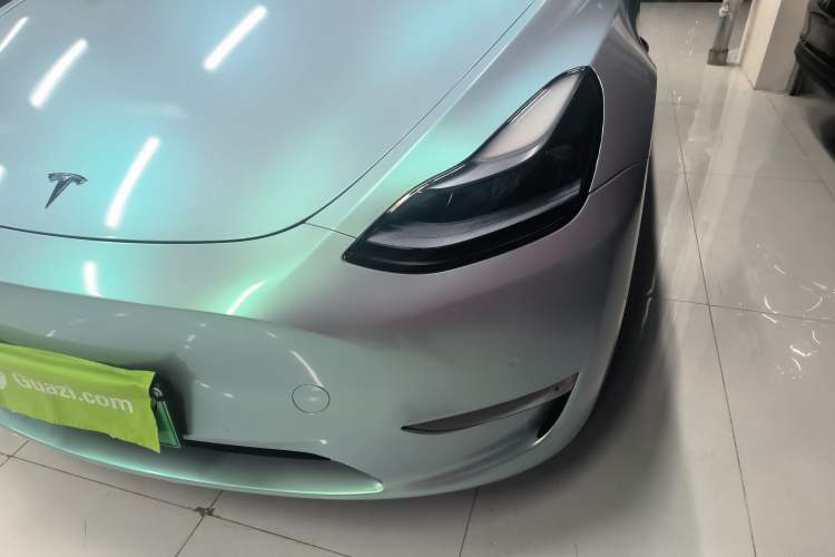 Used Tesla Model Y 2023 Long-Range All-Wheel-Drive Version
