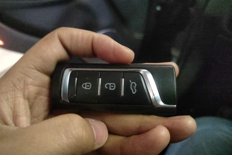 Used GAC Trumpchi GA8 2017 280T Deluxe Edition
