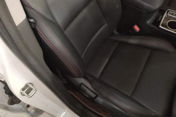 Used Kia KX5 2019 1.6T Automatic Two-Wheel Drive Luxury Edition