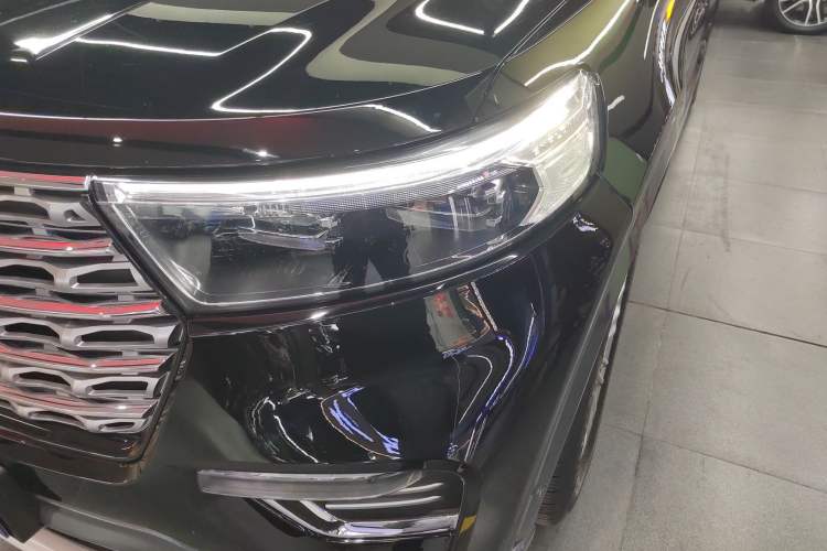 Used Ford Explorer 2020 EcoBoost 285 4x4 Titanium Edition 6 Seats