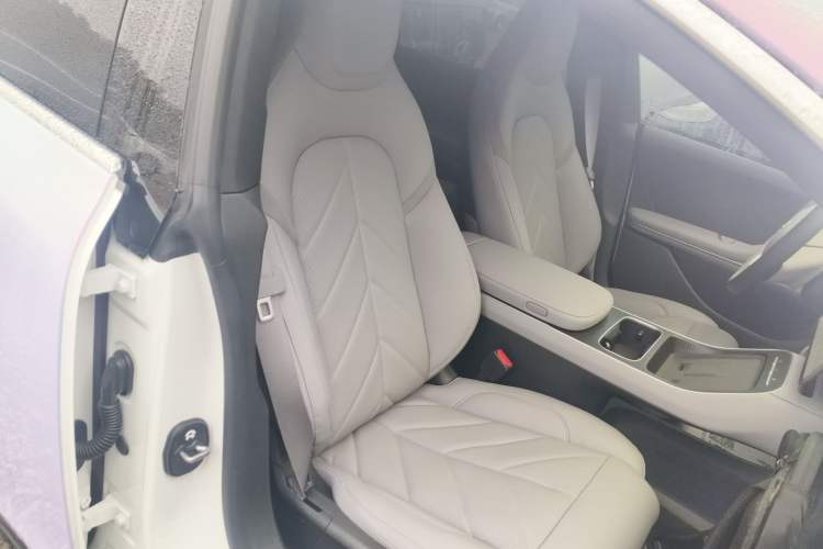 Used Nio ET5T 2025 75 kWh Touring
