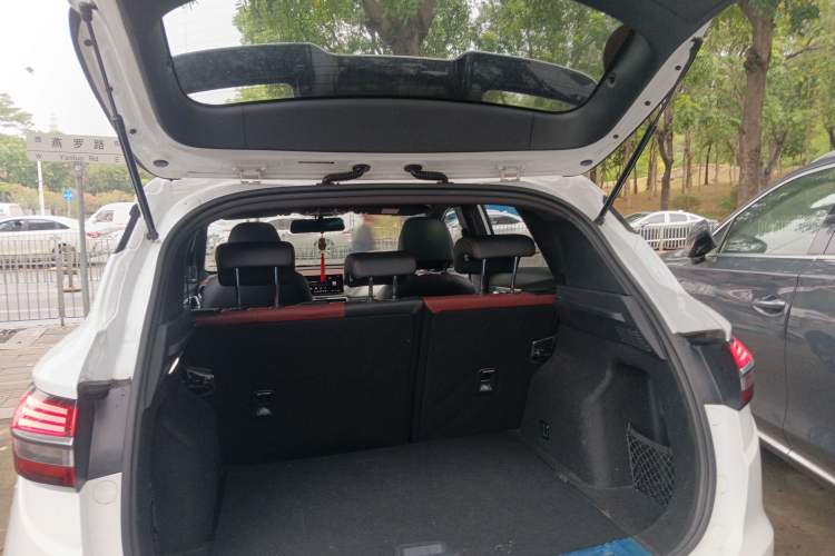 Used Geely Auto Coolray 2019 Sport Model 260T DCT Patrol China V Standard
