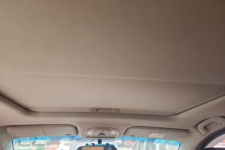 Used Wuling Hongguang S3 2018 1.5L Manual Luxury Model China V Standard
